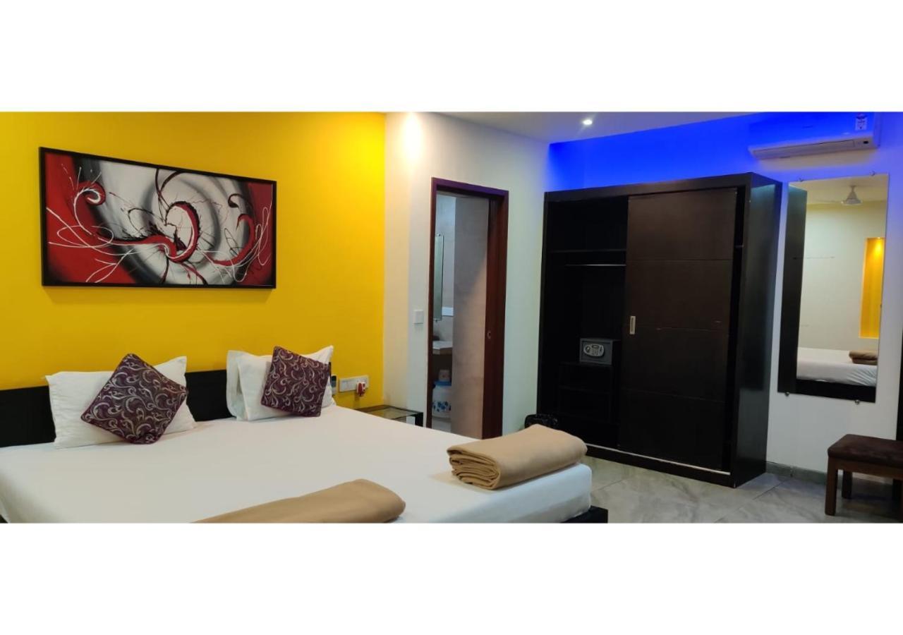 Aarju Luxurious Wave Apartamento Calangute Exterior foto