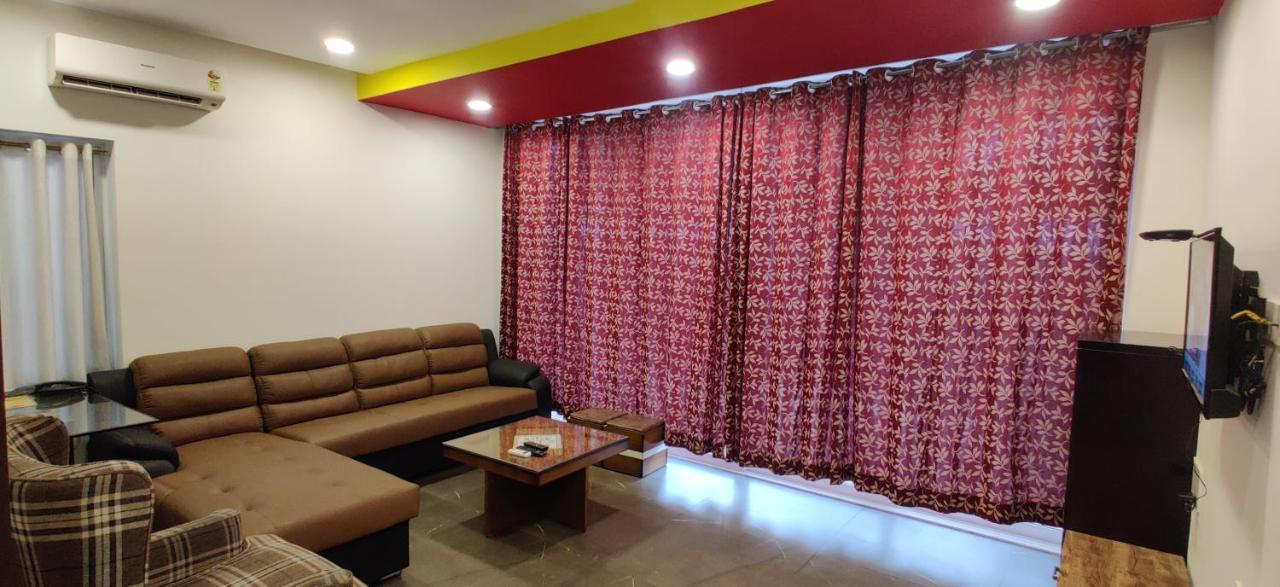 Aarju Luxurious Wave Apartamento Calangute Exterior foto