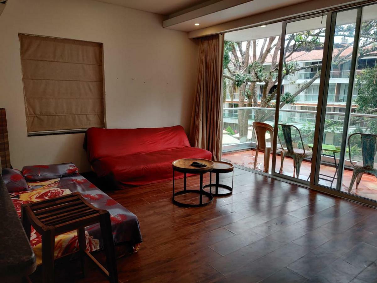 Aarju Luxurious Wave Apartamento Calangute Exterior foto