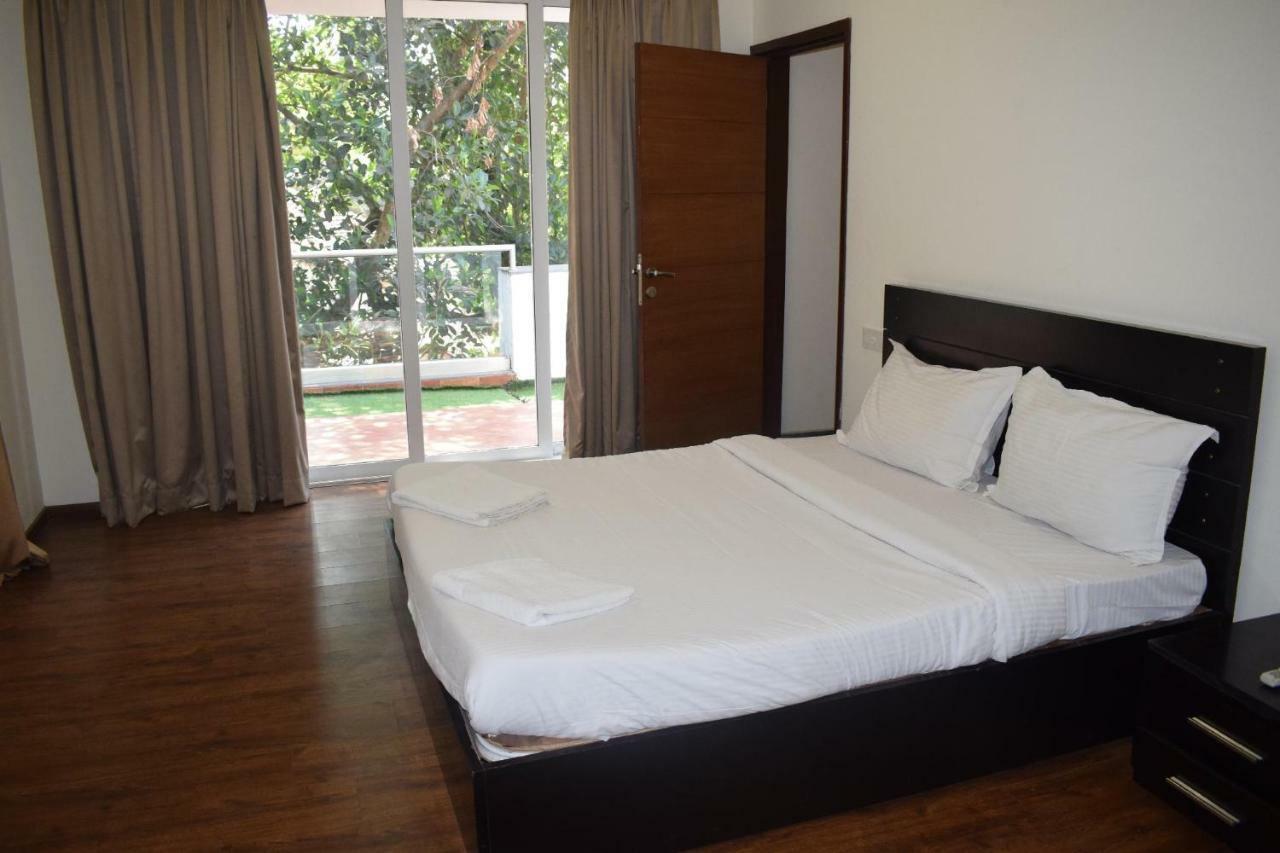 Aarju Luxurious Wave Apartamento Calangute Exterior foto