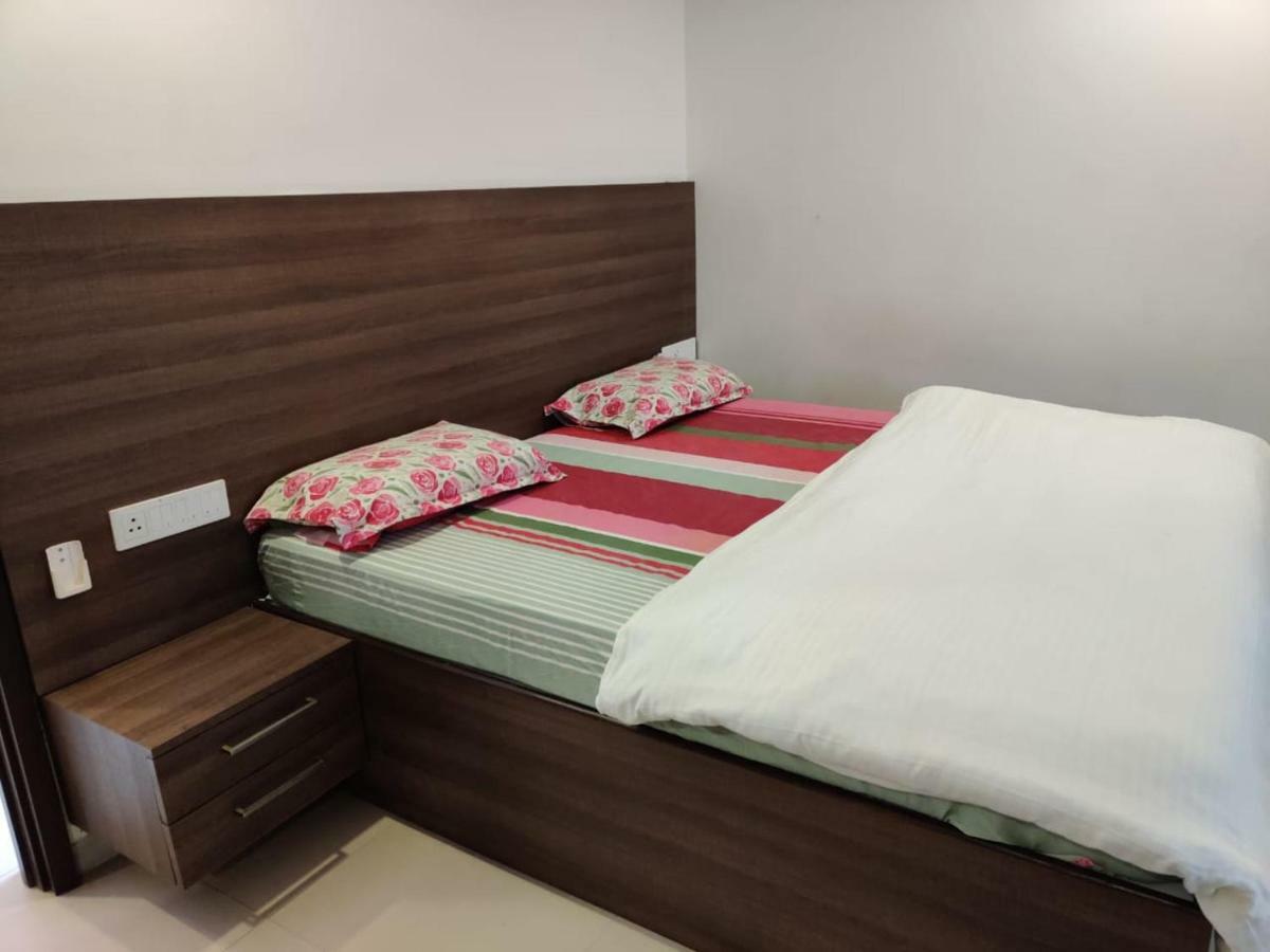 Aarju Luxurious Wave Apartamento Calangute Exterior foto