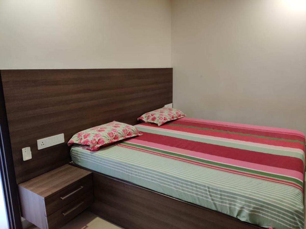 Aarju Luxurious Wave Apartamento Calangute Exterior foto